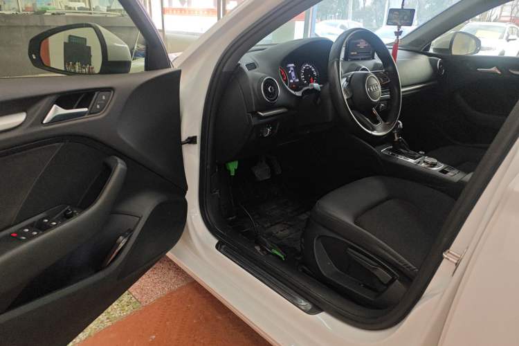 Used Audi A3 2018 30th Anniversary Edition Limousine 35 TFSI Ambition Model