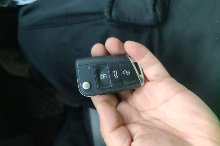 Used Volkswagen Tayron 2023 300TSI Two-Wheel-Drive Luxury Plus Advanced Edition
