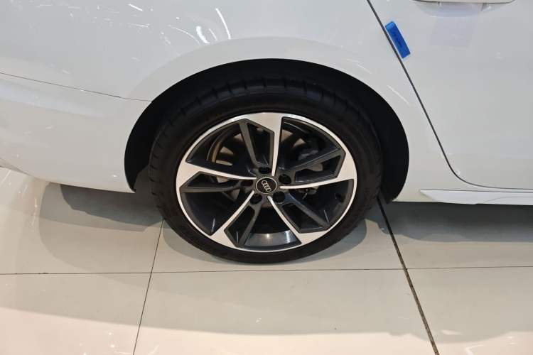 Used Audi A4L 2022 40 TFSI Fashion Dynamic Model