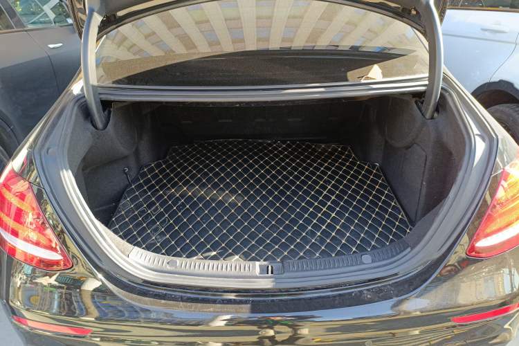 Used Mercedes-Benz E-Class 2020 E 300 L Sport Luxury Edition