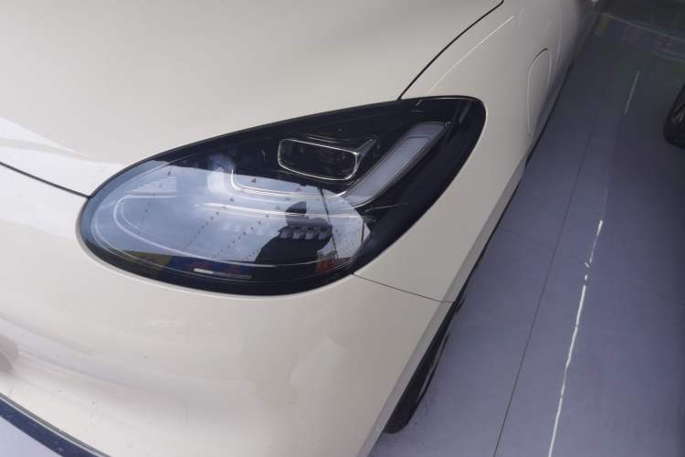 Used Wuling Bingo 2025 333 km Lingxi Deluxe Edition
