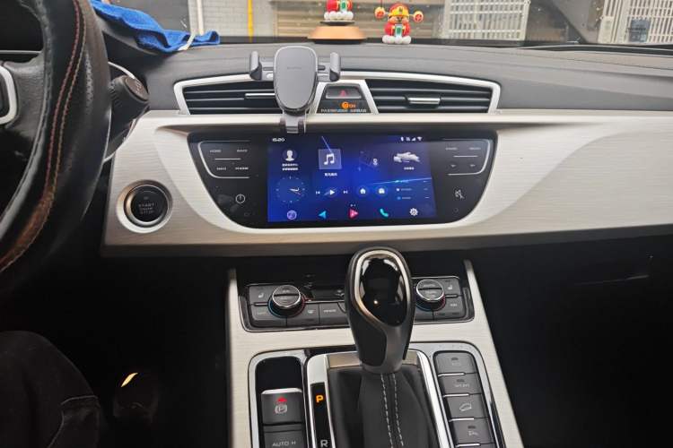 Used Geely Auto Emgrand X7 Sport 2018 1.8TD Automatic Two-Wheel Drive Smart 4G Connected Version
