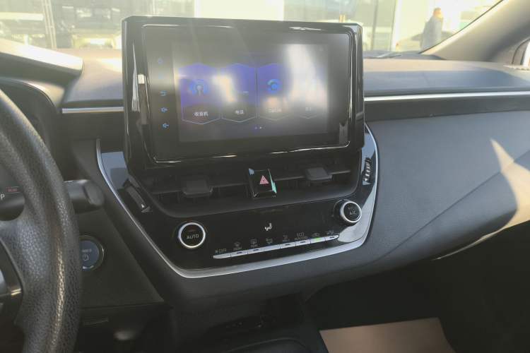 Used Toyota Levin 2021 Dual-Motor 1.8H E-CVT Leading Edition
