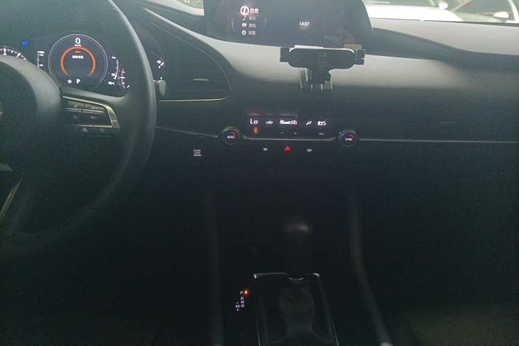 Used Mazda Mazda 3 Axela 2023 2.0L Automatic ZhiZhen Edition