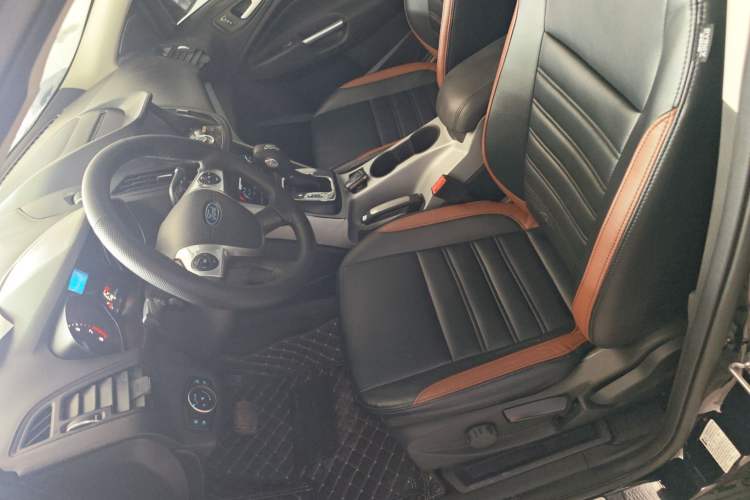 Used Ford Kuga 2015 1.5L GTDi Two-Wheel-Drive Comfort Model
