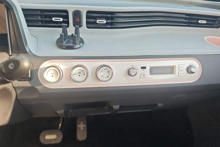 Used Wuling Hongguang MINIEV 2021 Macaron Fashion Edition Lithium-Ion Battery
