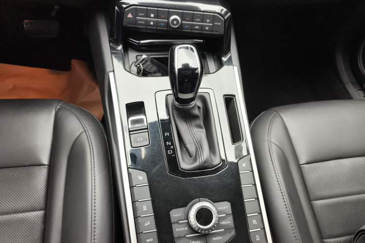 Used Wey VV7 2017 2.0T Luxury Model