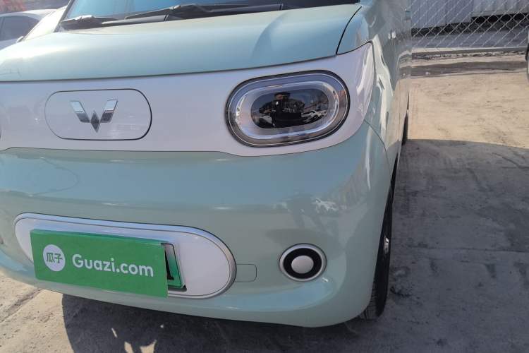 Used Wuling Hongguang MINIEV 2024 3rd Generation 215km Youth Edition
