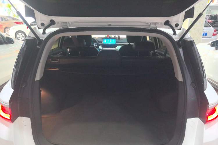 Used Geely Auto Vision X6 2020 1.4T CVT Luxury Edition
