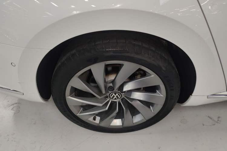 Used Volkswagen FAW-Volkswagen CC 2023 380TSI Striking Edition
