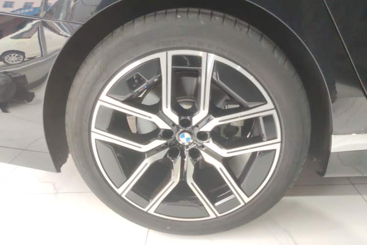 Used BMW 7 Series 2023 735Li M Sport Package
