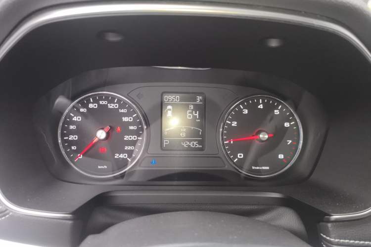 Used Roewe RX5 2019 20T Two-Wheel Drive Automatic Ali Smart Connectivity Platinum Edition
