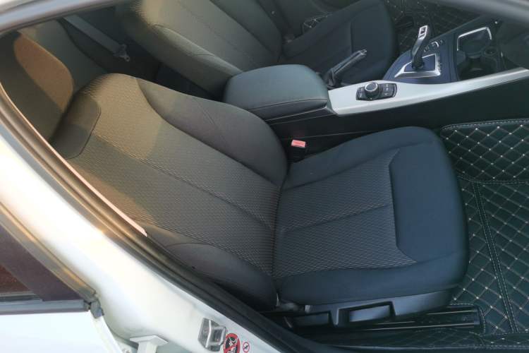 Used BMW 1 Series 2015 118i Leading Model
