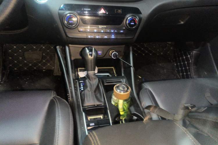 Used Hyundai Tucson 2015 1.6T Dual-Clutch Two-Wheel-Drive Smart Model
