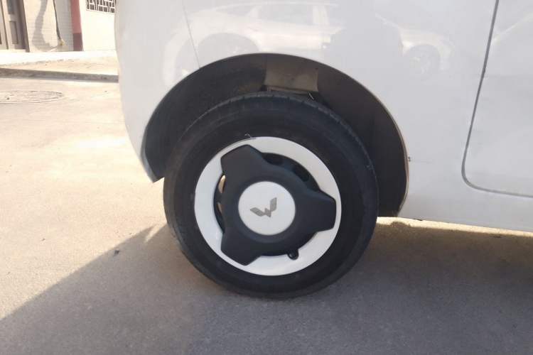 Used Wuling Hongguang MINIEV 2022 Easy Version Lithium Iron Phosphate
