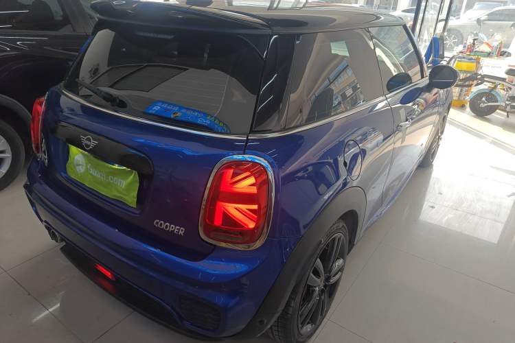 Used  MINI 2018 1.5T COOPER Racing Driver