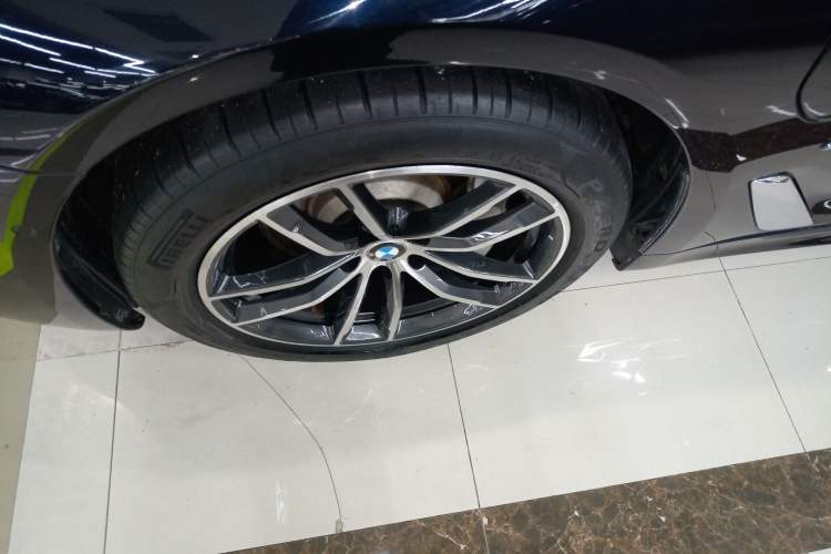 Used BMW 5 Series New Energy 2021 535Le Pioneer Edition M Sport Package
