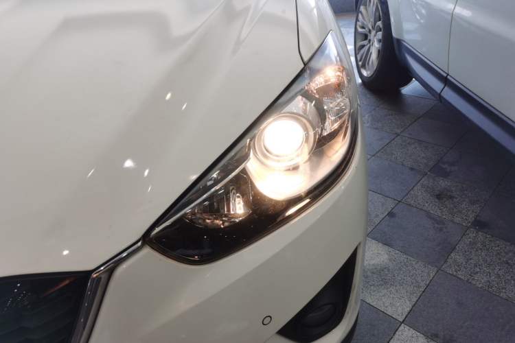 Used Mazda CX-5 2013 2.5L Automatic 4x4 Luxury Version
