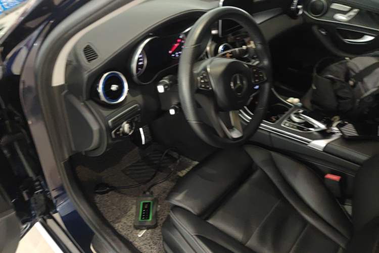 Used Mercedes-Benz C-Class 2015 C 200 L Sport Edition
