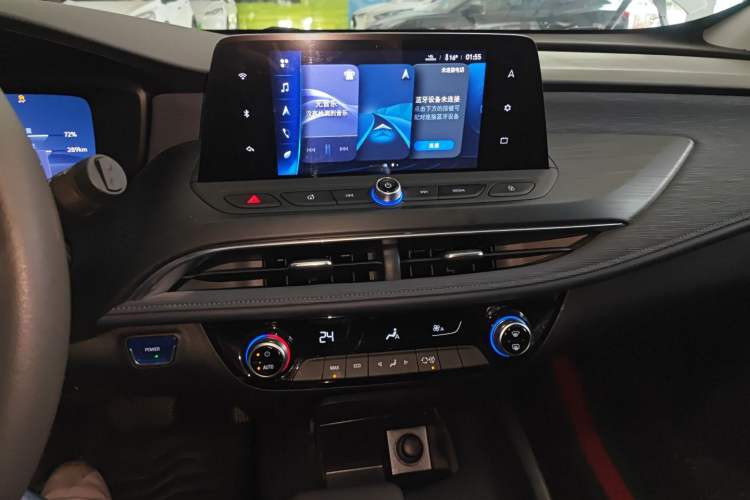 Used Buick Velite 6 2023 430km Range Commuter Version
