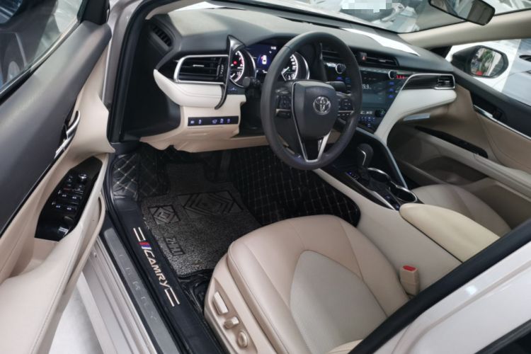 Used Toyota Camry 2019 Revised Version 2.0G Luxury Edition