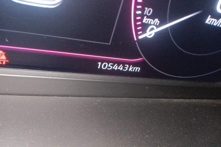 Used Volkswagen Passat 2019 330TSI Luxury Edition China VI Standard
