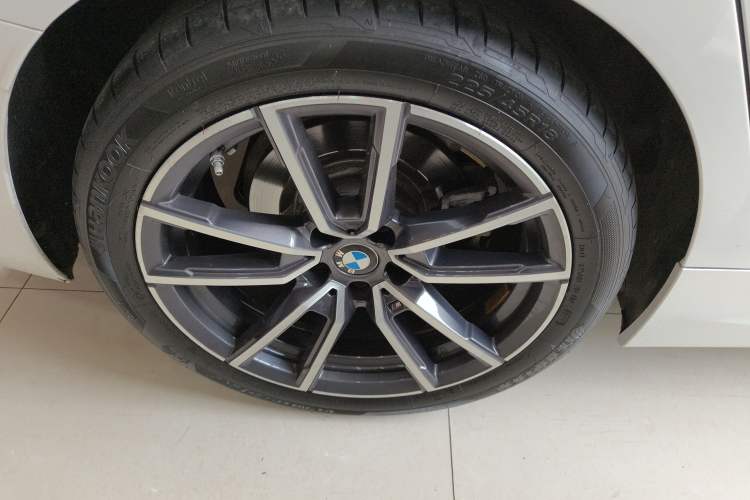 Used BMW 3 Series 2024 320i M Sport Package