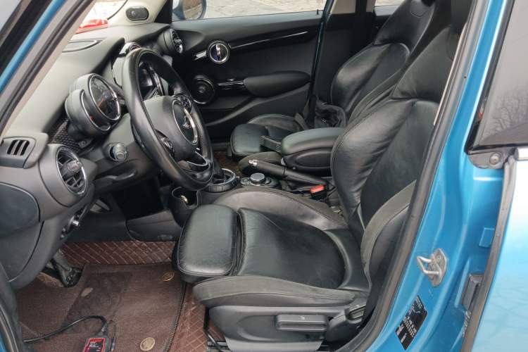 Used  MINI 2015 2.0T COOPER S Five-Door Edition
