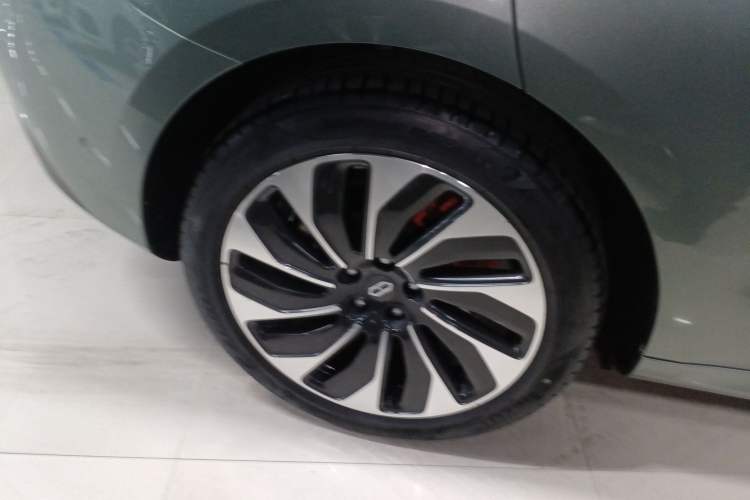 Used Hima AITO M5 2022 Extended-Range Four-Wheel Drive Performance Version