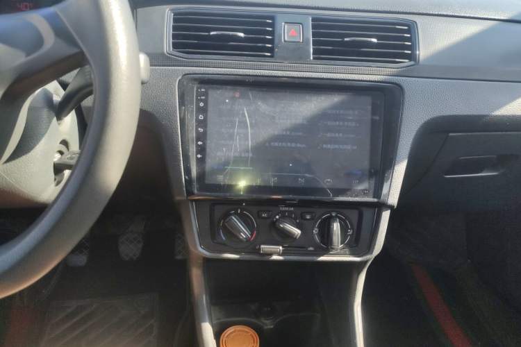 Used Volkswagen Santana 2018 1.5L Manual Fashion Edition
