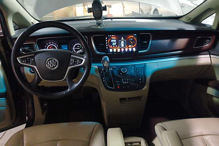 Used Buick GL8 2017 25S Luxury Version China V Standard