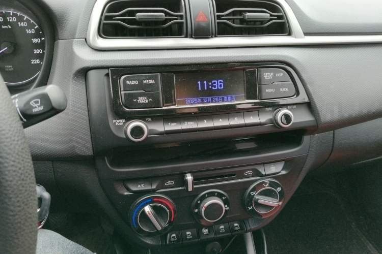 Used Hyundai Verna 2017 1.4L Manual Huancai Edition China V Standard
