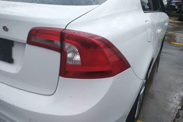 Used Volvo S60 2015 S60L 2.0T Smart Drive Edition
