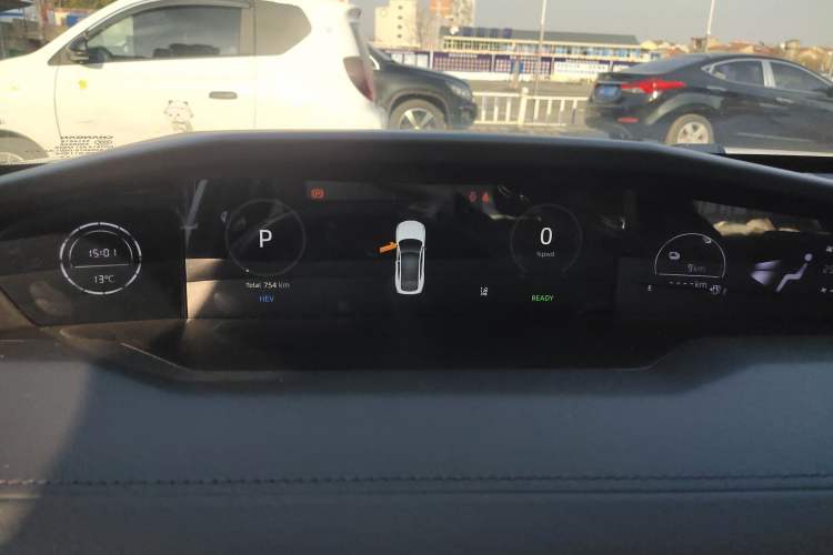 Used Changan UNI-V iDD 2023 Zhidian iDD 1.5T 113km Smart & Fun Version (Rapid Edition)
