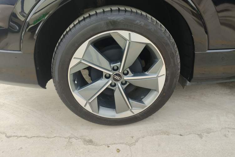 Used Audi Q5 e-tron 2022 40 e-tron Starry Edition Mechanical Suit Sun-Chasing Version