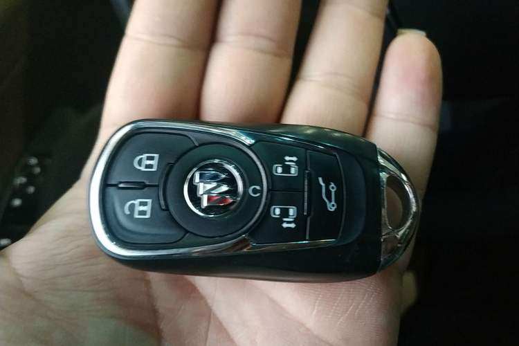 Used Buick GL8 2020 ES Land Cruiser 653T Luxury Model