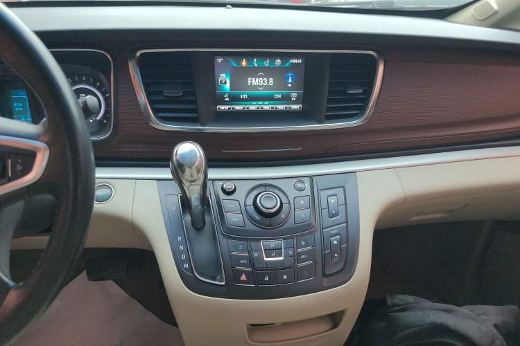 Used Buick GL8 2017 25S Luxury Version China V Standard
