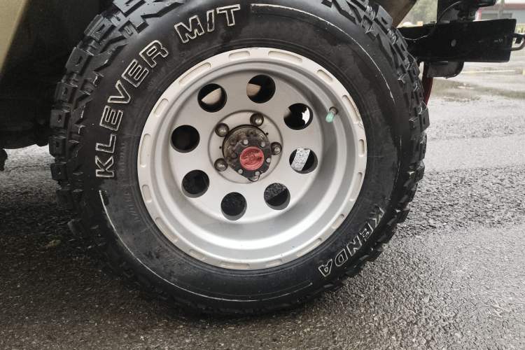 Used  212 Classic 2016 2.0L Square Door Four-Wheel Drive Luxury Version China V
