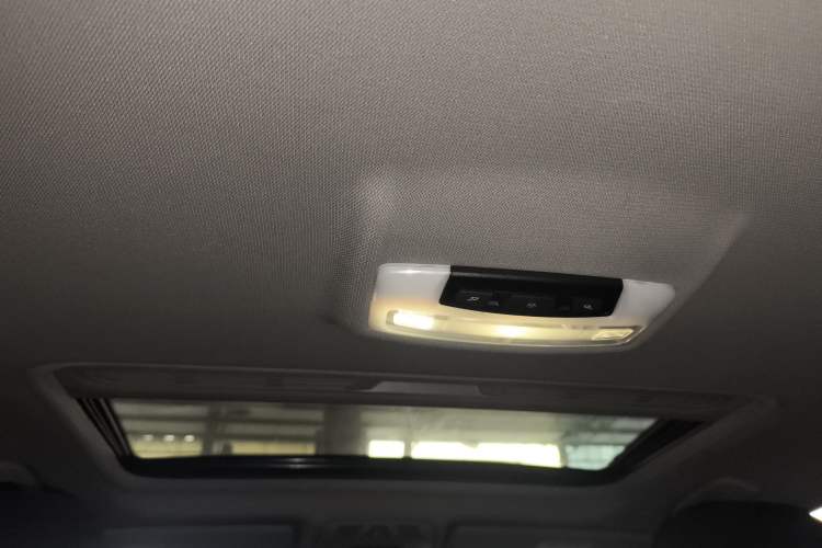 Used BMW 3 Series 2017 318i Fashion Model
