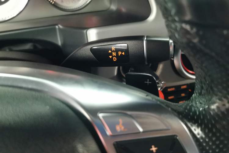 Used Mercedes-Benz GLK-Class 2015 GLK 260 4MATIC Fashion Edition Ultimate Version