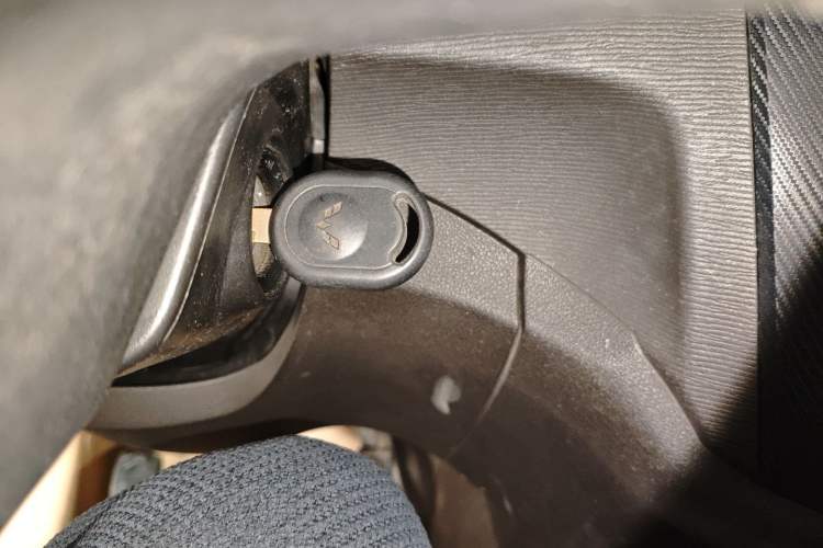 Used Wuling Hongguang 2015 1.2L S Base Model China V Standard
