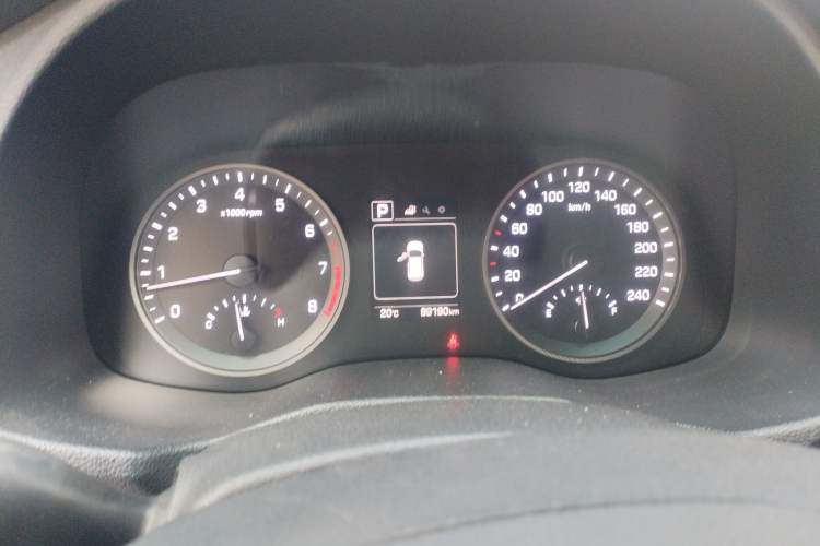 Used Hyundai Tucson 2015 1.6T Dual-Clutch Two-Wheel-Drive Smart Model
