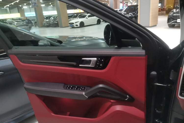 Used Porsche Cayenne 2019 Cayenne Coupé 3.0T
