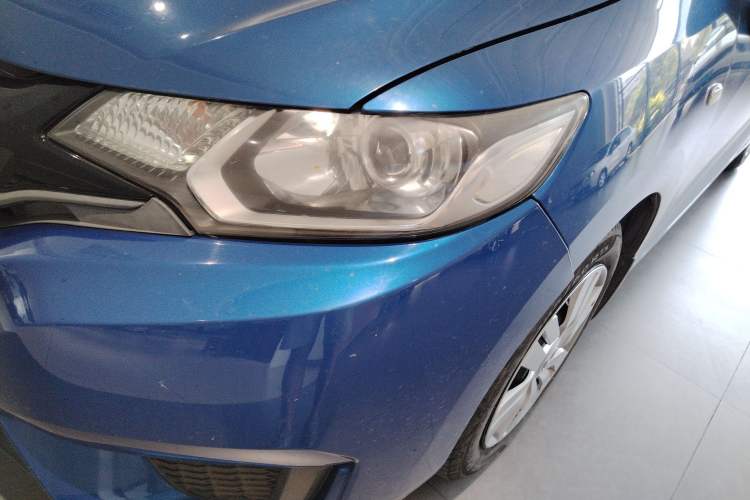 Used Honda Fit 2016 1.5L LXS CVT Comfort Sunroof Version
