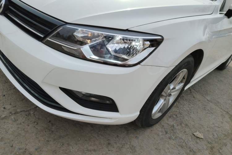 Used Volkswagen Lamando 2015 230TSI DSG Fashion Edition
