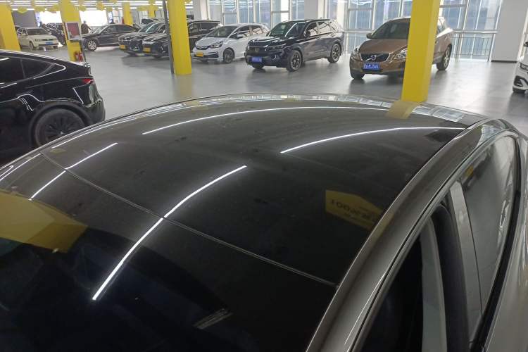 Used Tesla Model Y 2021 Standard Range Rear-Wheel Drive Version