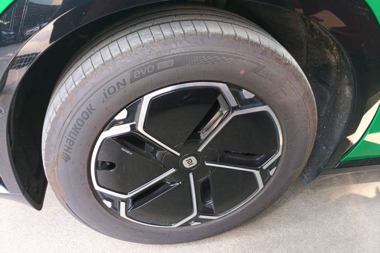 Used  YU7 2025 Ultra-Long Range Rear-Wheel Drive Version