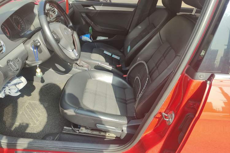 Used Volkswagen Jetta 2015 1.4TSI Automatic Sport Model