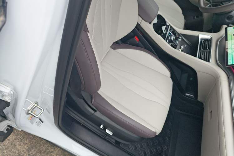 Used BYD Song PLUS New Energy 2025 DM-i 112KM Prestige Model
