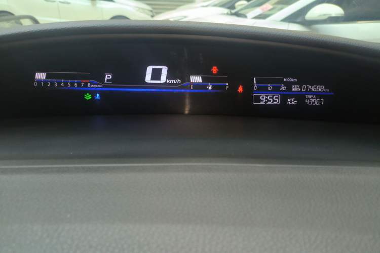 Used Honda Jade 2016 1.8L Automatic Comfort Elite Version 5 Seats
